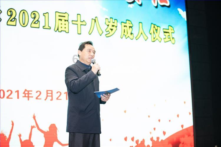 逃离废弃火车站